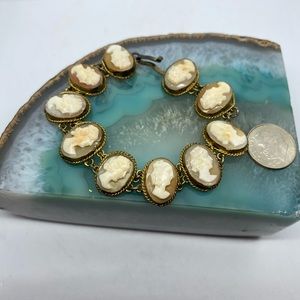 Vtg Cameo 10 link Bracelet 6 1/2 inches